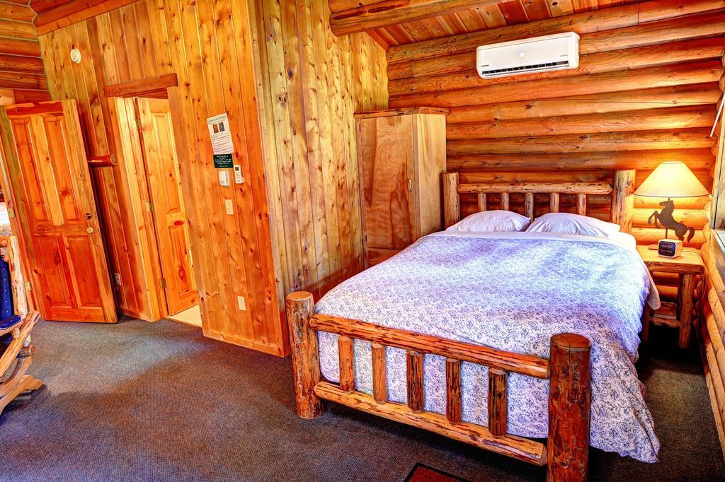 North Forty Resort Columbia Falls Εξωτερικό φωτογραφία